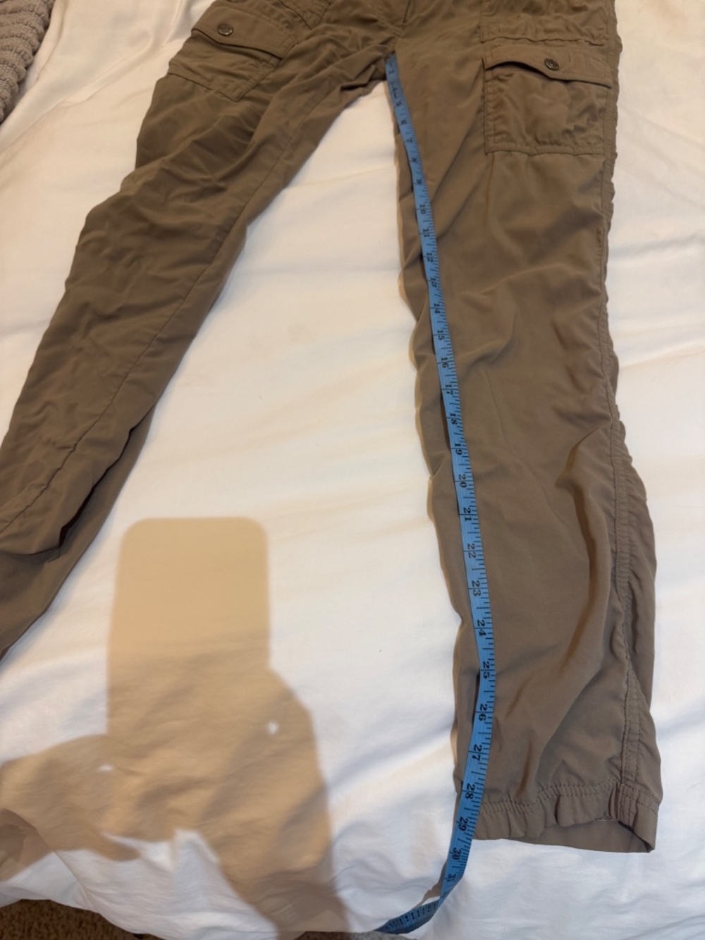 Anatomie Khaki Travel Set: Kate Skinny Cargo Pants + Delaney Travel Vest (Small) - Picture 2 of 10